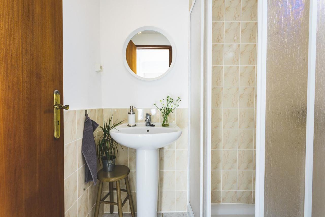 Soulsurfcamp Portugal Bed and Breakfast Peniche Buitenkant foto